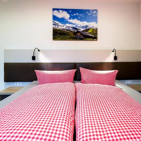 Pensionat Fernerblick 3*