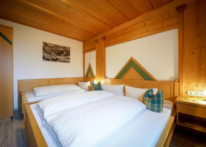 Fernerblick בית הארחה 3*